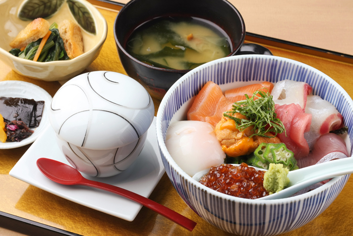 海鮮藁炙り丼